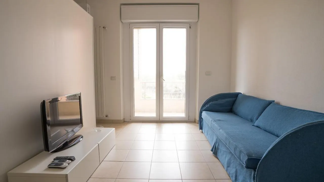 Appartamento Welcomely - Il Rifugio delle Rondini Torre Grande 0*,  Italia